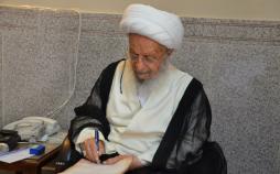بستری شدن آیت الله مکارم شیرازی در تهران/عیادت رهبر انقلاب از آیتالله مکارم شیرازی آیت الله مکارم شیرازی,اخبار مذهبی,خبرهای مذهبی,علما