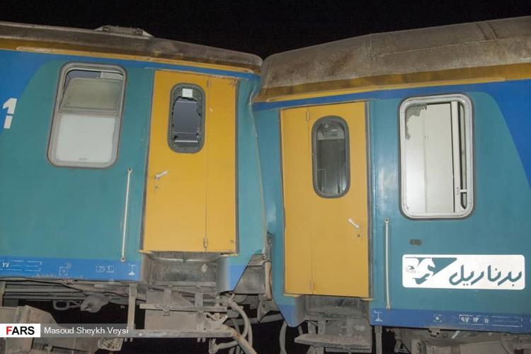 تصاویر خروج قطار زاهدان - تهران از ریل،عکس های حادثه برای قطار زاهدان به تهران,تصاویر خارج شدن قطار از ریل در سیستان و بلوچستان