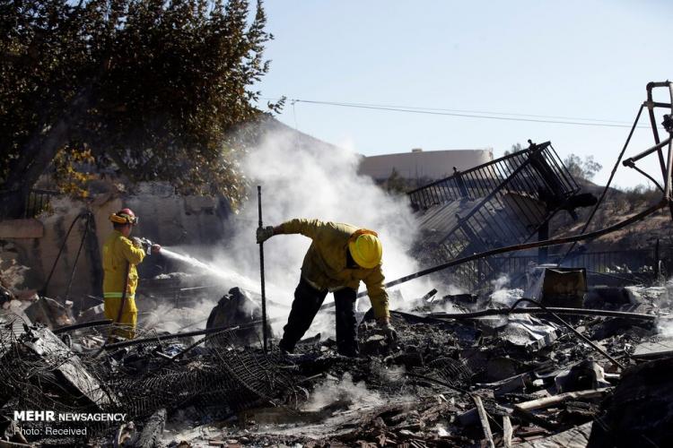تصاویر آتش سوزی در آمریکا‎,عکس وضعیت خانه ها در آتش سوزی در آمریکا‎,تصاویر حادثه در آمریکا