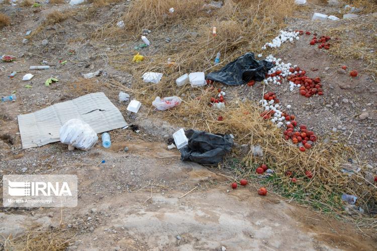 تصاویر انباشت زباله در مهران,عکس های انباشت زباله در مهران,تصاویر مرز بین‌المللی مهران