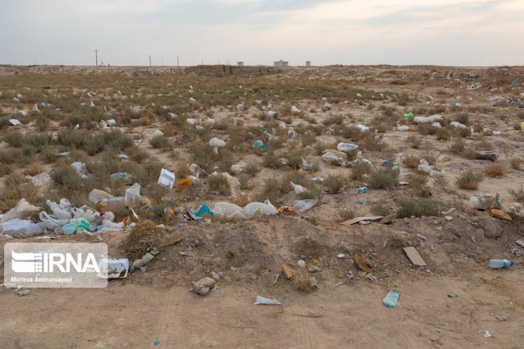تصاویر انباشت زباله در مهران,عکس های انباشت زباله در مهران,تصاویر مرز بین‌المللی مهران