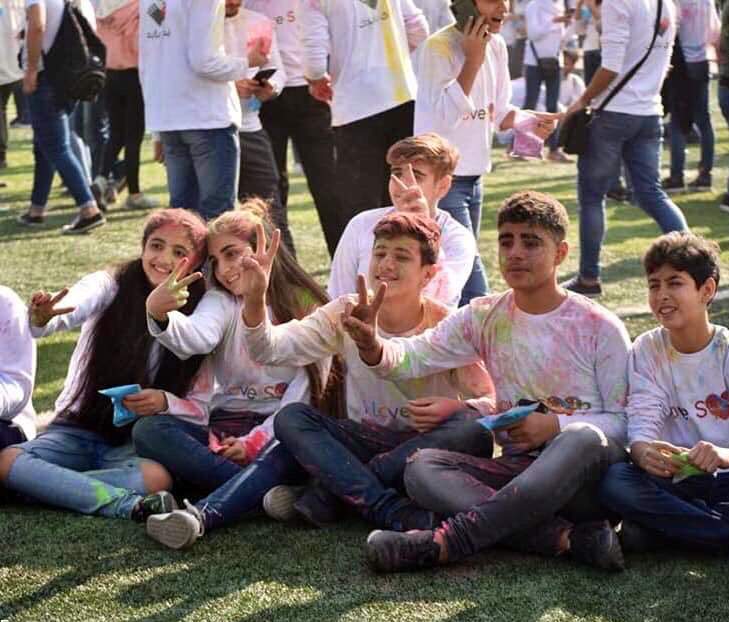 تصاویر دختران و پسران سوری در جشن رنگ,عکس های ماراتن ورزشی در سوریه,تصاویر جشن رنگ در دمشق