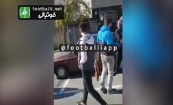فیلم/ شعار هواداران خشمگین استقلال
