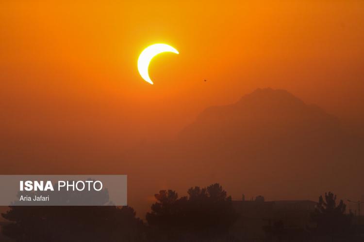 تصاویر خورشیدگرفتگی ۵ دی 98 تصاویر خورشیدگرفتگی ۵ دی 98,عکس های خورشیدگرفتگی ۵ دی 98,تصاویر خورشیدگرفتگی حلقوی