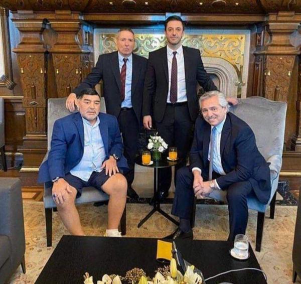 دیدار دیگو مارادونا و مائوریسیو ماکری,اخبار فوتبال,خبرهای فوتبال,اخبار فوتبالیست ها