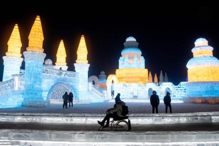 تصاویر جشنواره مجسمه‌های یخی و برفی,عکس های جشنواره مجسمه‌های یخی و برفی,تصاویر جشنواره مجسمه‌های یخی در هاربین چین