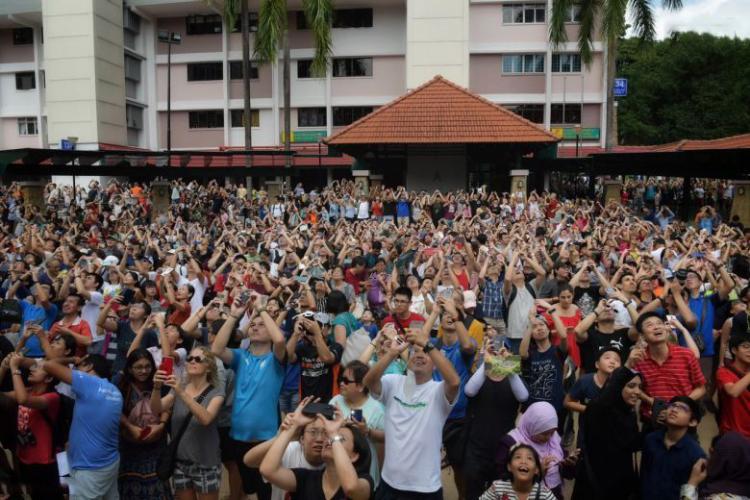 تصاویر خورشیدگرفتگی در ایران تصاویر خورشیدگرفتگی در ایران,عکس های خورشیدگرفتگی در ایران,تصاویر خورشیدگرفتگی حلقوی