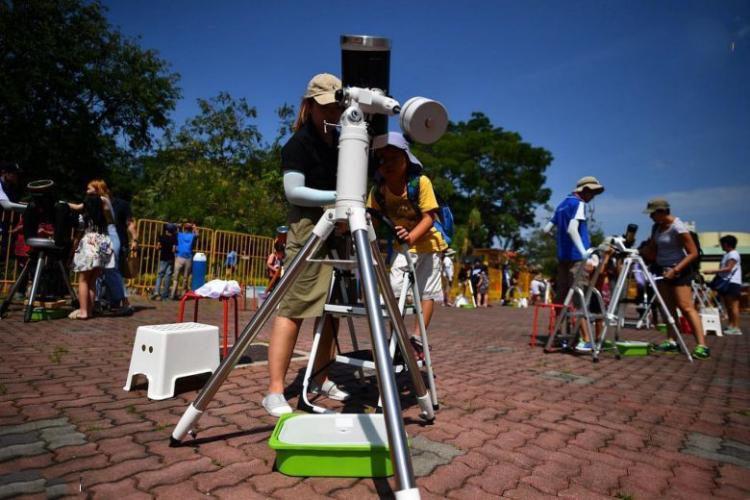 تصاویر خورشیدگرفتگی در ایران تصاویر خورشیدگرفتگی در ایران,عکس های خورشیدگرفتگی در ایران,تصاویر خورشیدگرفتگی حلقوی