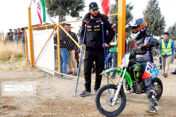 تصاویر رقابت‌های موتورکراس قهرمانی بانوان,عکس های رقابت‌های موتورکراس قهرمانی بانوان,تصاویر پیست ورزشگاه تختی تهران