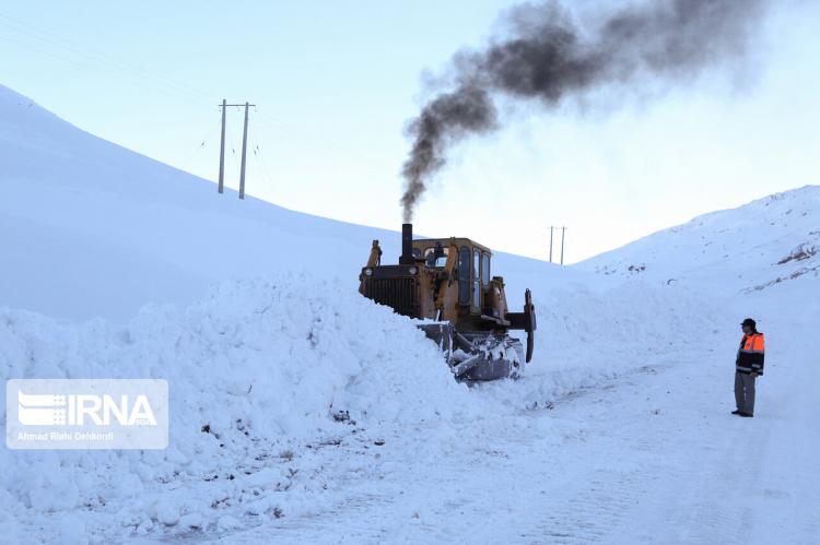 تصاویر راهداران شهرستان کوهرنگ,عکس های جاده های برفی,تصاویر جاده ها در زمستان