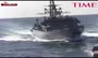فیلم/ نزدیک شدن تهاجمی کشتی جنگی روسی به ناوشکن آمریکایی در دریای عمان