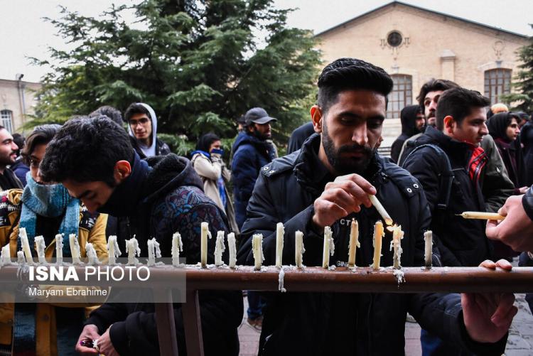 تصاویر مراسم یادبود جانباختگان هواپیمای اوکراین,عکس های مراسم یادبود جانباختگان هواپیمای اوکراین,تصاویر دانشجویان دانشگاه‌ تبریز