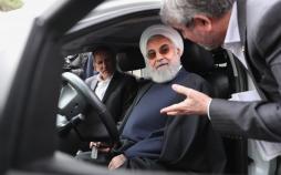 تصاویر حسن روحانی ,عکس های حسن روحانی,تصاویر حسن روحانی پشت فرمان خودرو جدید ملی