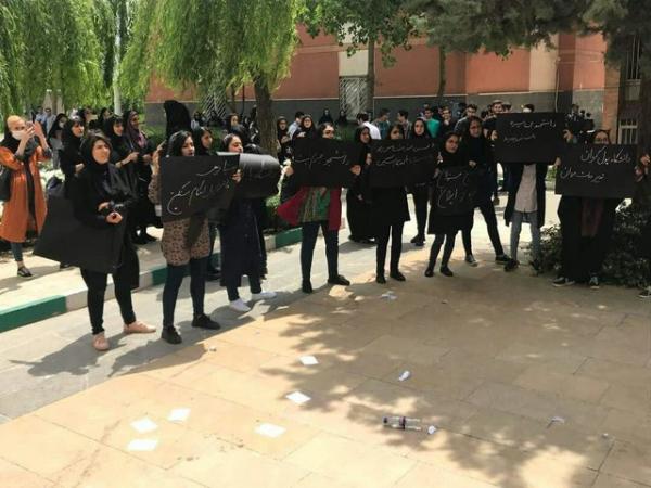تجمع اعتراضی در دانشگاه علامه,اخبار سیاسی,خبرهای سیاسی,اخبار سیاسی ایران
