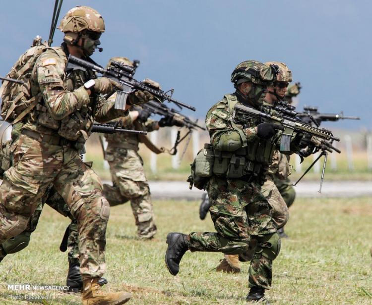 تصاویر رزمایش نیروهای چترباز در کلمبیا,عکس های رزمایش نیروهای چترباز,تصاویر رزمایش نظامی در کلمبیا