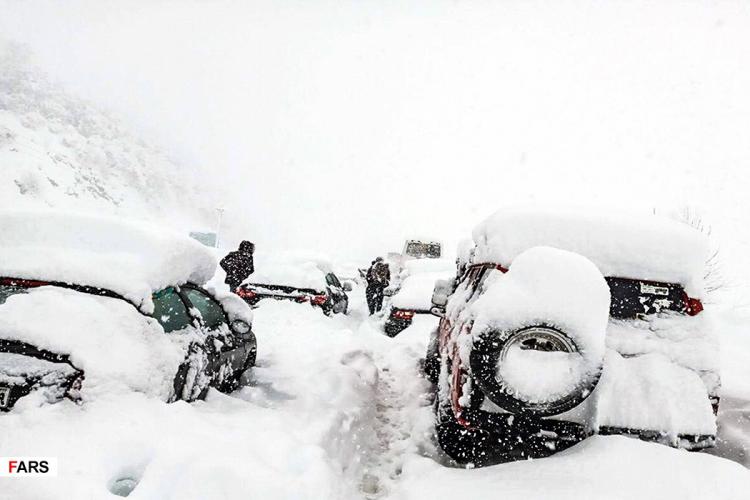 تصاویر بارش برف شدید در گیلان,عکس های وضعیت جاده های گیلان,تصاویر مشکلات در گیلان
