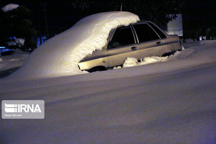 تصاویر ترافیک سنگین در جاده‌های برفی گیلان,عکس های جاده های گیلان,تصاویر بارش برف در گیلان