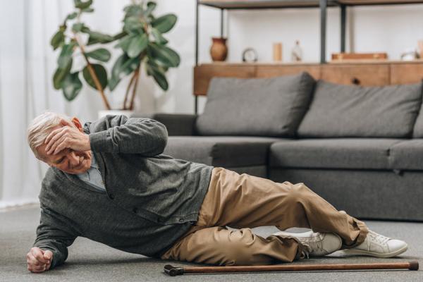 زمین خوردن سالمندان,اخبار پزشکی,خبرهای پزشکی,مشاوره پزشکی