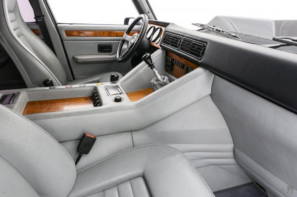 خودروی LM002 وانت لامبورگینی خودروی LM002 وانت لامبورگینی,اخبار خودرو,خبرهای خودرو,مقایسه خودرو