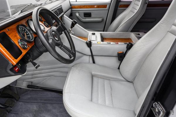 خودروی LM002 وانت لامبورگینی خودروی LM002 وانت لامبورگینی,اخبار خودرو,خبرهای خودرو,مقایسه خودرو