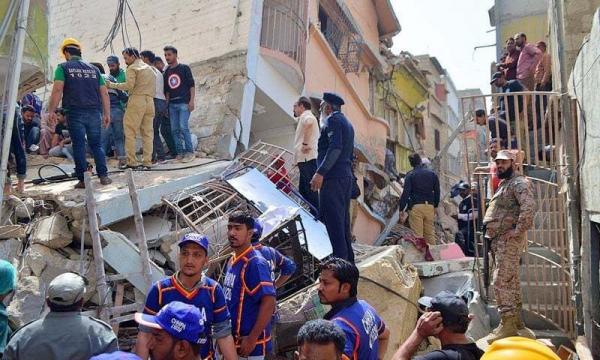 ریزش ساختمان مسکونی در کراچی‌پاکستان,اخبار حوادث,خبرهای حوادث,حوادث امروز