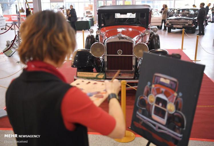 تصاویر نمایشگاه ماشین های کلاسیک در مسکو,عکس های نمایشگاه ماشین,تصاویر ماشین های کلاسیک در مسکو
