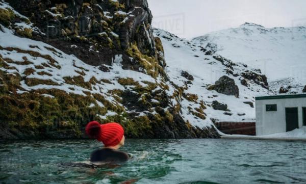 حمام یخ در آیسلند,اخبار جالب,خبرهای جالب,خواندنی ها و دیدنی ها