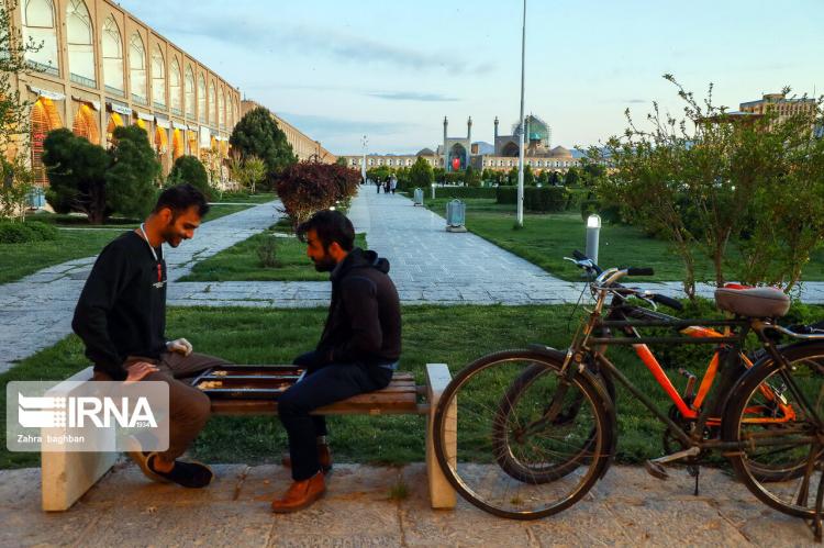 تصاویر میدان امام اصفهان,عکس های فاصله گذاری اجتماعی,تصاویر اصفهان