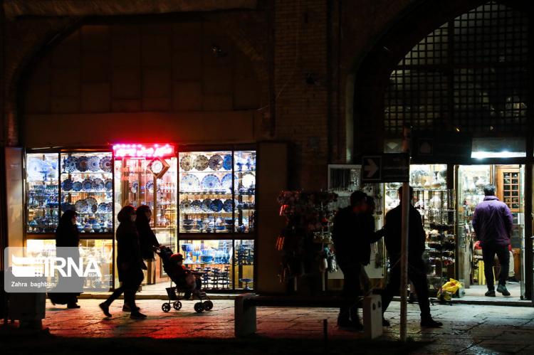 تصاویر میدان امام اصفهان,عکس های فاصله گذاری اجتماعی,تصاویر اصفهان