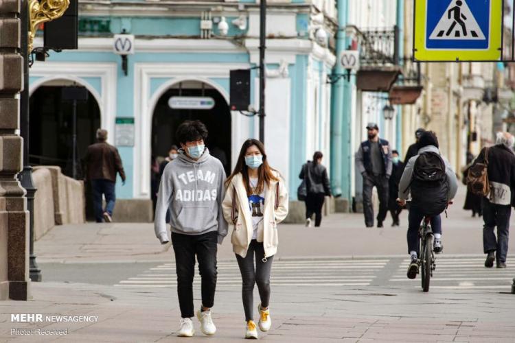 تصاویر ماسک زدن اجباری در مسکو و سن پترزبورگ,عکس های ماسک زدن مردم روسیه,تصاویری از ماسک زدن اجباری مردم روسیه