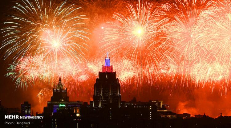 تصاویر جشن روز پیروزی زیر سایه کرونا در روسیه,عکس های جشن پیروزی در روسیه,تصاویری از جشن پیروزی در روسیه در شرایط کرونایی