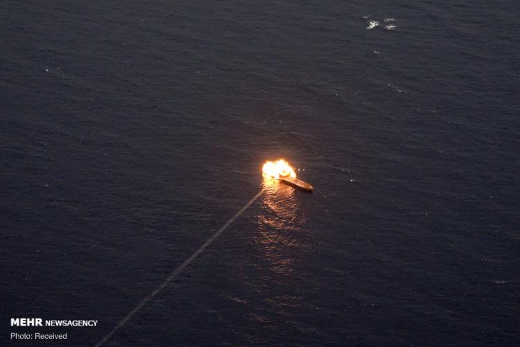 تصاویر نسل جدید موشک‌های کروز دریایی نیروی دریایی ارتش,عکس های موشک های کروز جدید ایران,تصاویری از موشک‌های کروز دریایی در دریای عمان
