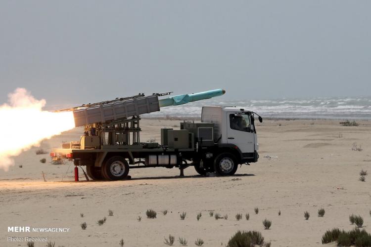 تصاویر نسل جدید موشک‌های کروز دریایی نیروی دریایی ارتش,عکس های موشک های کروز جدید ایران,تصاویری از موشک‌های کروز دریایی در دریای عمان