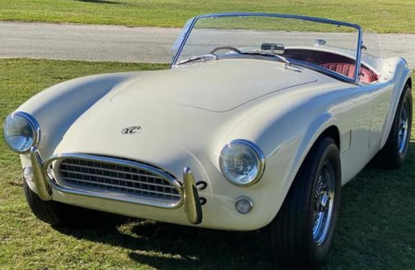 ماشین رودستر AC Cobra,اخبار خودرو,خبرهای خودرو,مقایسه خودرو