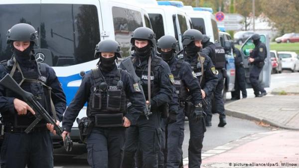 حمله مهاجمان مسلح به یک مرکز تجاری در برلین,اخبار حوادث,خبرهای حوادث,جرم و جنایت