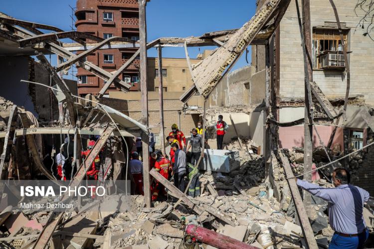 تصاویر انفجار گاز در یک خانه مسکونی در منطقه عامری اهواز,عکس های انفجار گاز در اهواز,تصاویر انفجار گاز در یک خانه اهوازی