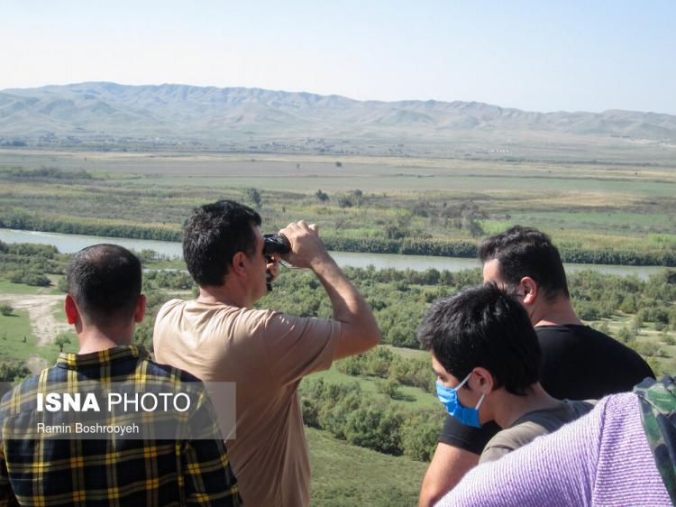 تصاویر جنگ قره باغ,عکس های جنگ ارمنستان و آذربایجان,تصاویری از تماشای جنگ قره باغ توسط مردم ایران