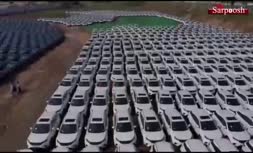 فیلم/ تمام کارگران یک کارخانه چینی خودرو هدیه گرفتند