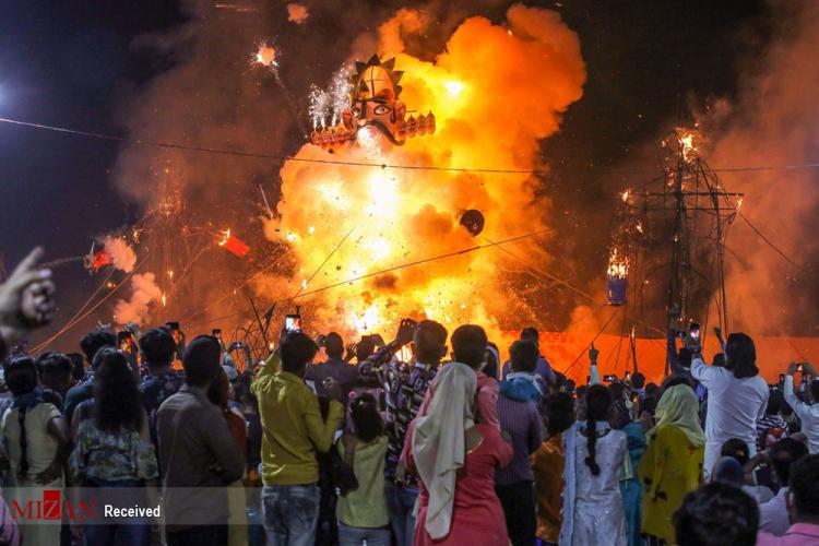 تصاویر جشنواره دسارا در هند تصاویر جشنواره دسارا در هند,عکس های جشنواره دسارا,تصاویری از جشنواره دسارا