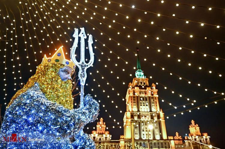 تصاویر مسکو در کریسمس 2021,تصاویر شهر مسکو در آستانه سال نو میلادی 2021,تصاویر تزئین شهرهای روسیه برای سال نو میلادی