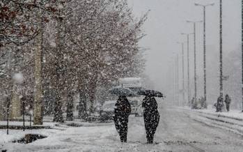 هواشناسی ایران (۹۹/۹/۷)؛ هشدار بارش شدید برف و باران در ۲۱ استان وضعیت آب و هوای کشور در آذر 99