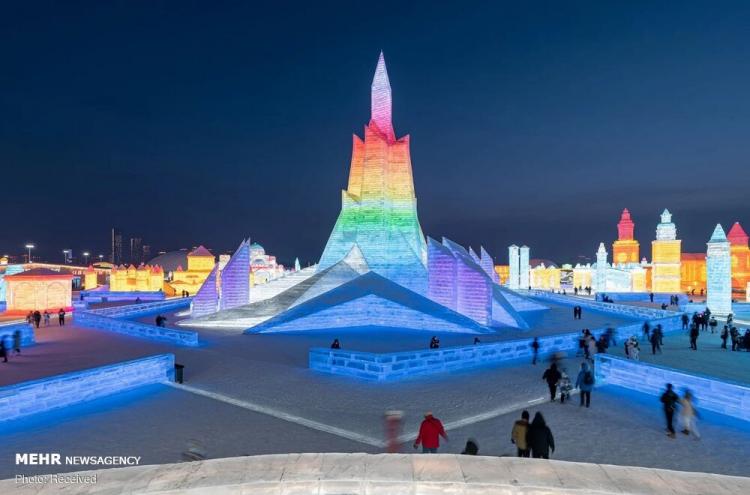 تصاویر بزرگترین شهر یخی در چین,عکس های شهر یخی چین,تصاویر شهر یخی در چین