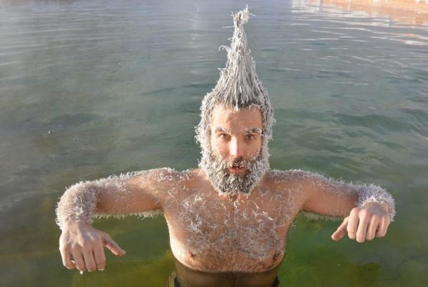 جشنواره عجیب موهای یخی,موهایی با یخ