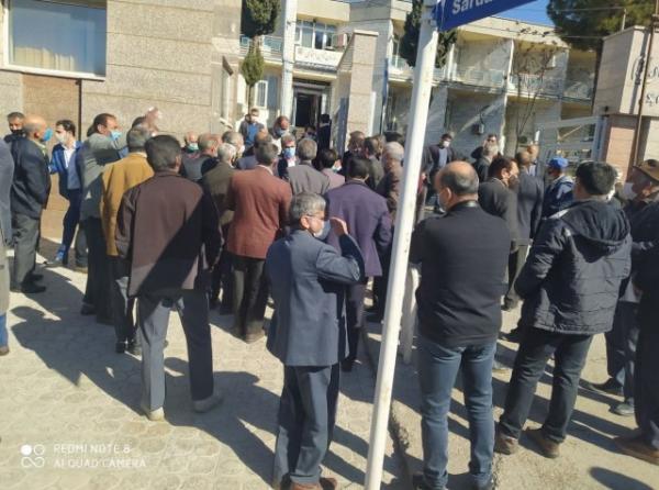 ‌فوت یک نفر در تجمع بازنشستگان اصفهان,اعتراضات بازنشستگان در اصفهان