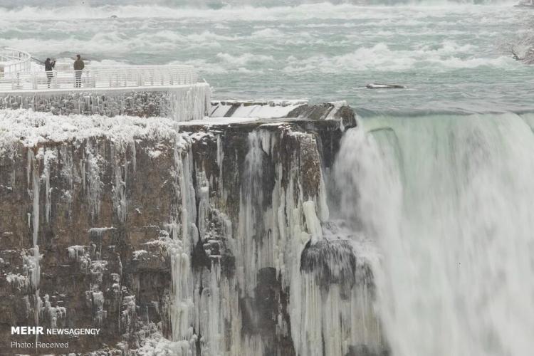 تصاویر آبشار نیاگارا,تصاویری از آبشار نیاگارا,عکس های آبشار یخ زده نیاگارا