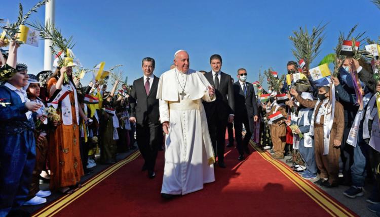 تصاویر مراسم عشای ربانی با حضور پاپ در اربیل,عکس های پاپ فرانسیس در اربیل,تصاویر مراسم عشای ربانی در اربیل عراق