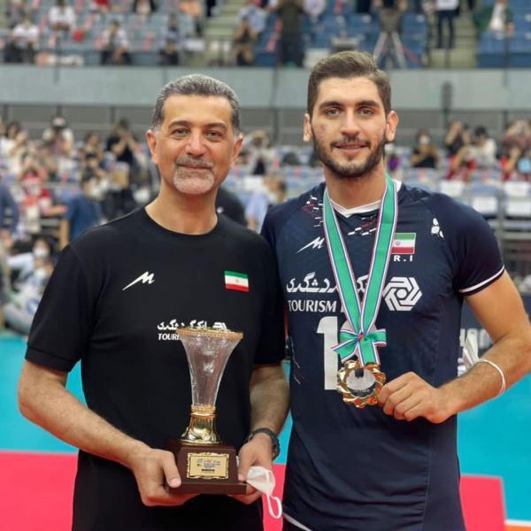 علی رمضانی,بیوگرافی علی رمضانی,علی رمضانی پاسور تیم ملی والیبال ایران