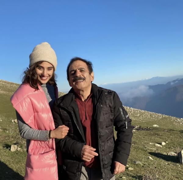 آناهیتا افشار در کنار رشید خان