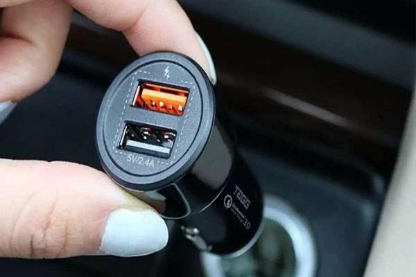 شارژر فندکی اندروید شارژر فندکی اندروید