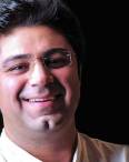بیوگرافی حجت اشرف زاده خواننده ترانه ی معروف ماه و ماهی (+ تصاویر خانوادگی) سبک خاص حجت اشرف زاده,شهرت حجت اشرف زاده با ماه و ماهی,حجت اشرف زاده